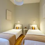 Cozy 1st Floor Flat Chiado District With Balconies And Ac 19th Century Building *